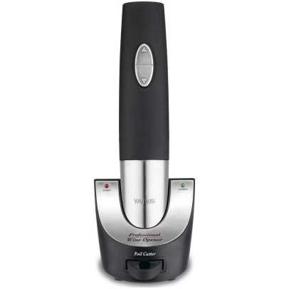 Waring Pro Electric wine opener. once-you-use-it-can't-live-without-it-bar-accessory
